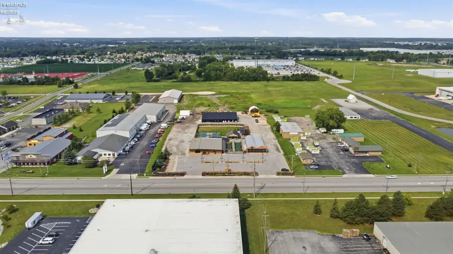 2330 Bright Rd., Findlay, OH 45840 - #3