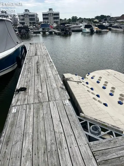 0 S Harbor Bay, Marblehead, OH 43440