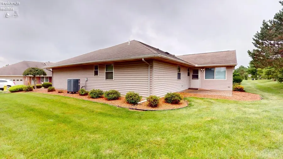 13 June Drive, Willard, OH 44890 - #3