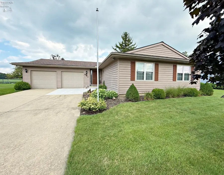 661 Nickie Lane, Fostoria, OH 44830 - #3