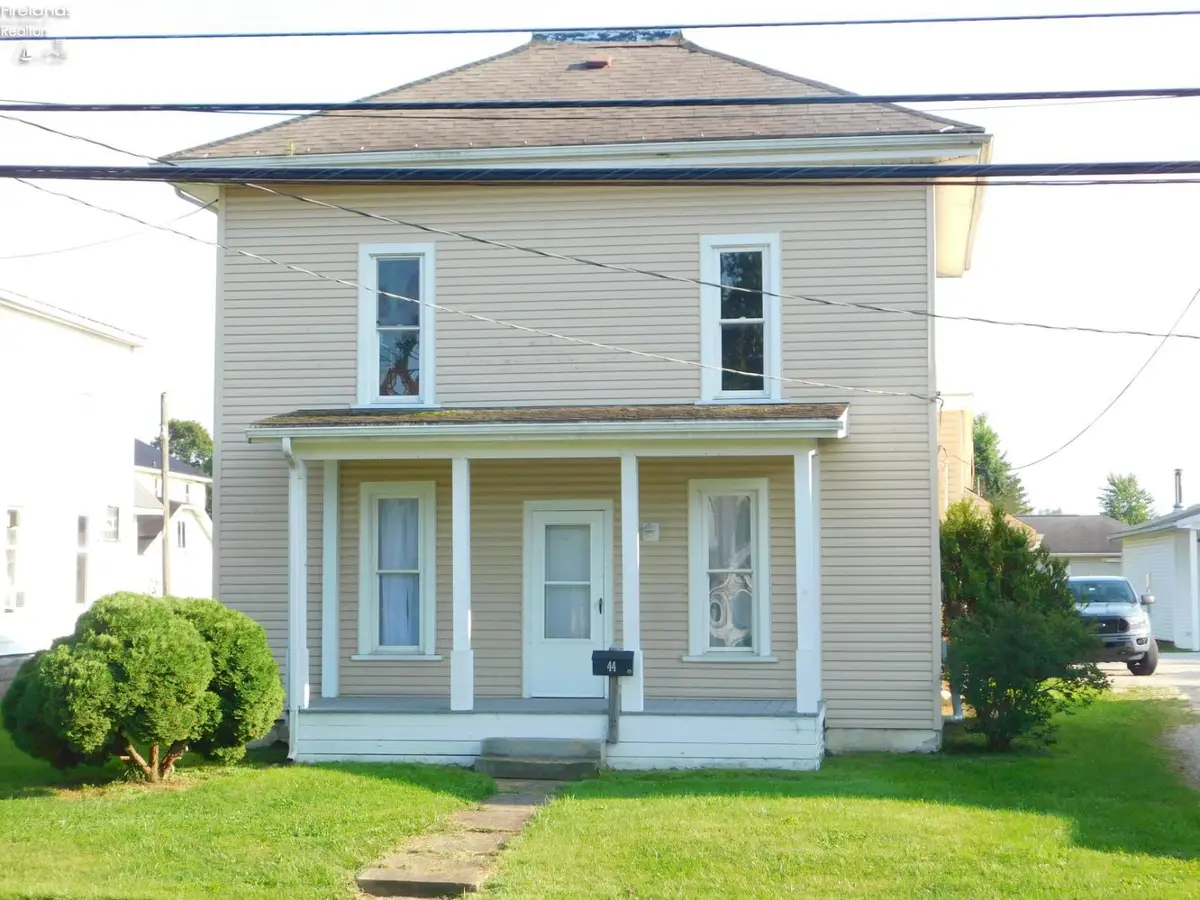 44 E Main Street, Greenwich, OH 44837 - #1