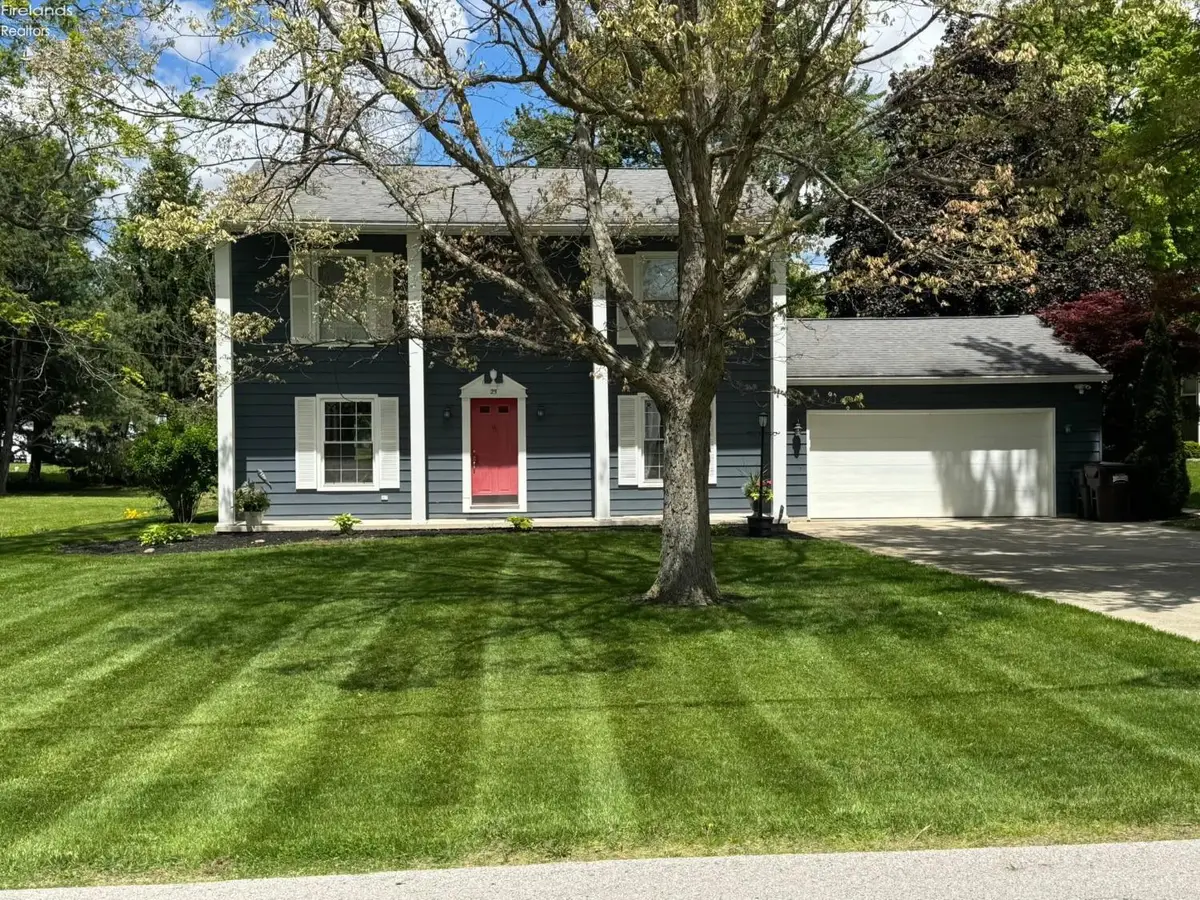 25 Cherry Avenue, Tiffin, OH 44883 - #1