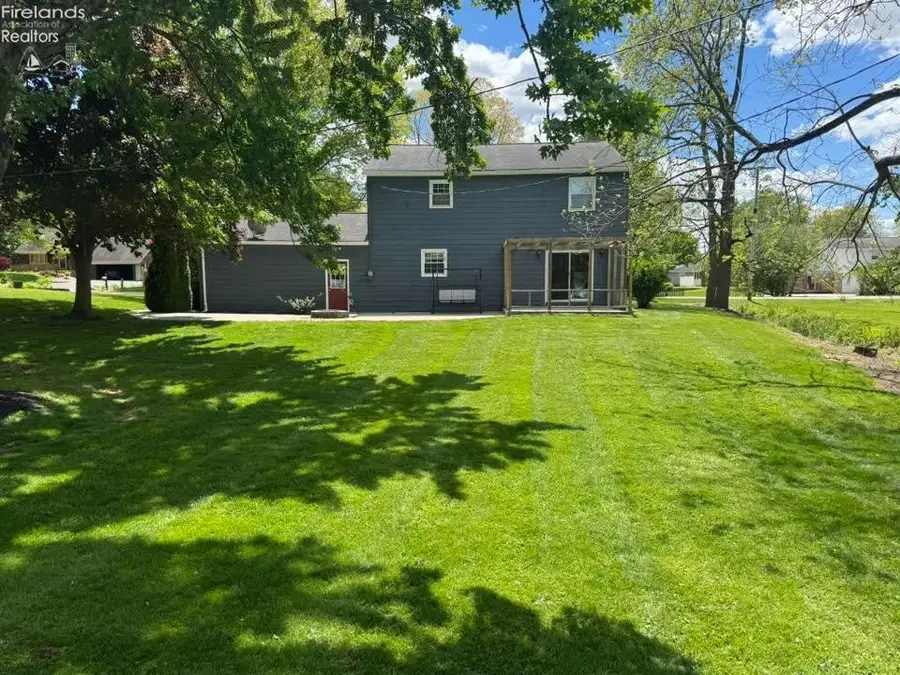 25 Cherry Avenue, Tiffin, OH 44883 - #2