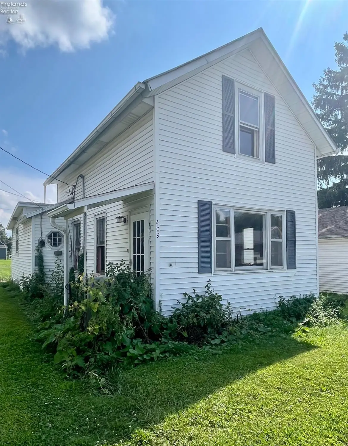 409 W Stone Street, Gibsonburg, OH 43431 - #1