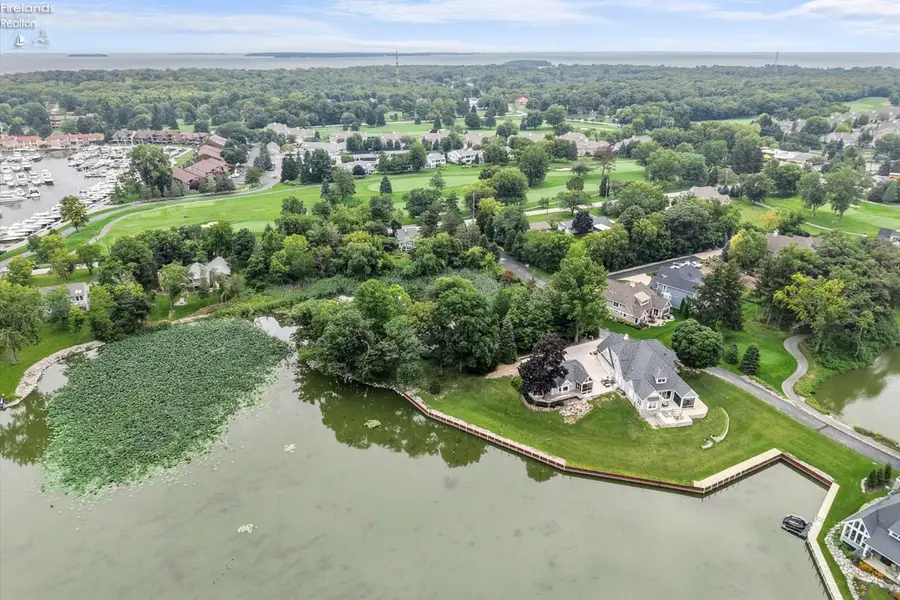 2940 N Sanctuary Drive, Port Clinton, OH 43452 - #3