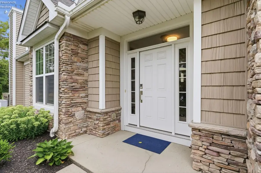 4775 Tradewinds Drive, Port Clinton, OH 43452 - #3