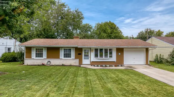 2121 Fallen Timber Drive, Sandusky, OH 44870