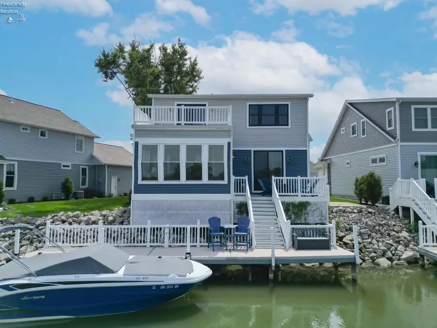 5415 Walls Channel Drive, Port Clinton, OH 43452 - #2