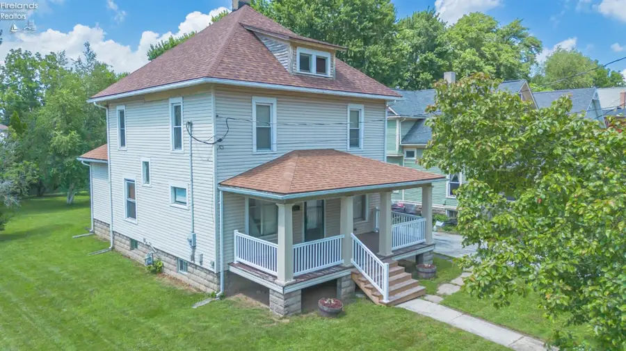 317 W Buckeye Street, Clyde, OH 43410 - #2