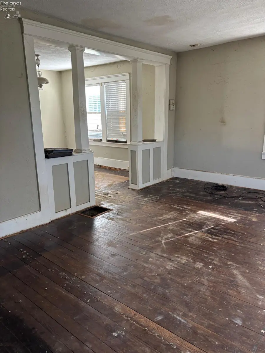 1028 Haynes Street, Fremont, OH 43420 - #2