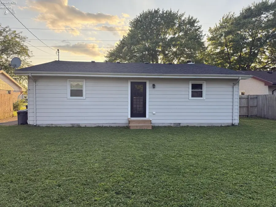 1815 N Blanchard Street, Findlay, OH 45840 - #3