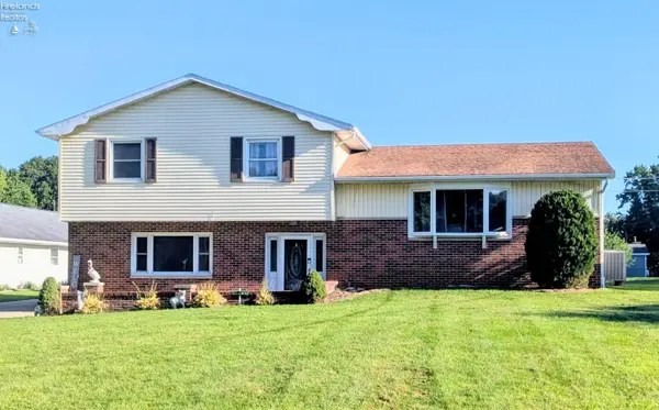 6725 Ridgewood Drive, Castalia, OH 44824
