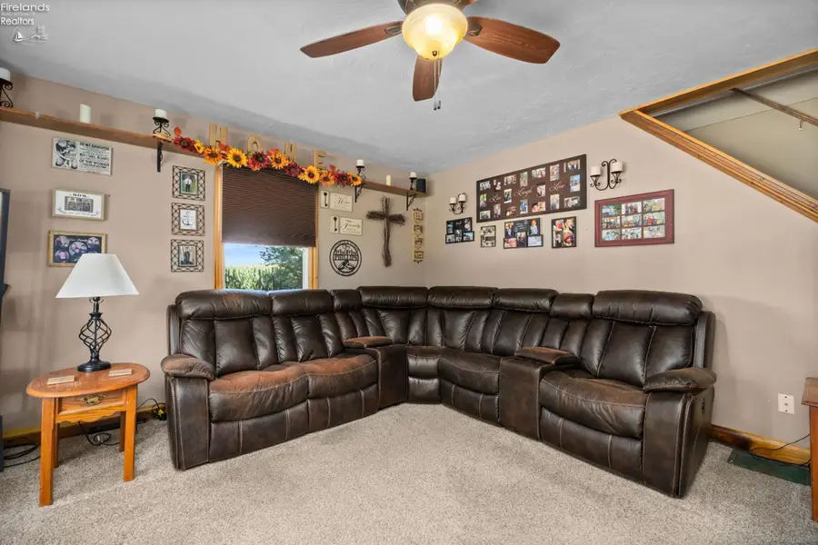43976 Webster Rd, Wellington, OH 44090 - #3
