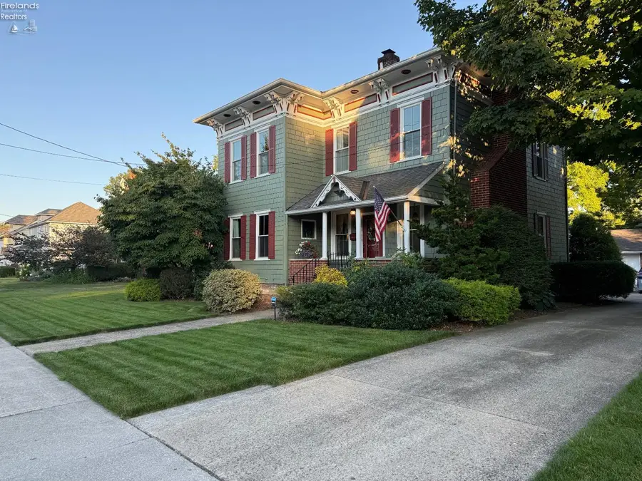 242 East Main Street, Norwalk, OH 44857 - #2