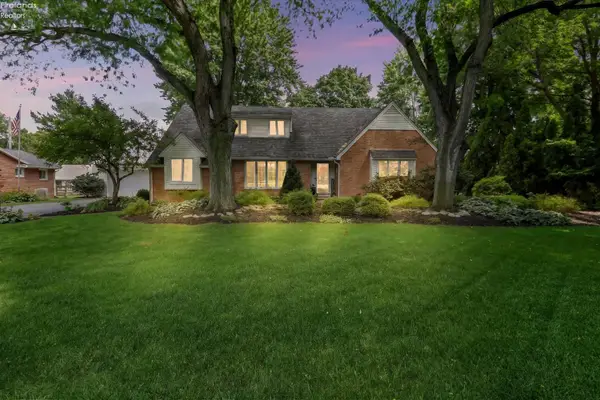 7 Parkwood Drive, Bowling Green, OH 43402