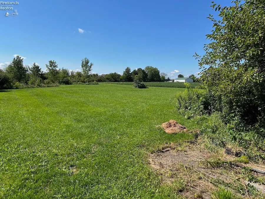 8840 W Genzman Road, Oak Harbor, OH 43449 - #3