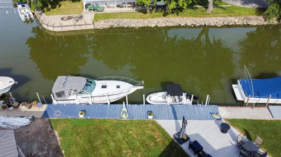 1550 N Anchor Avenue, Port Clinton, OH 43452 - #2