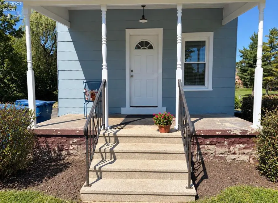 625 Bush Place, Fremont, OH 43420 - #2