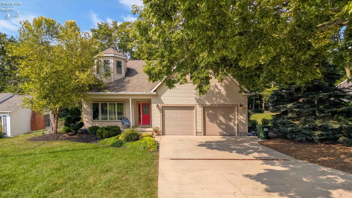 3770 N Cliff Road, Port Clinton, OH 43452 - #1