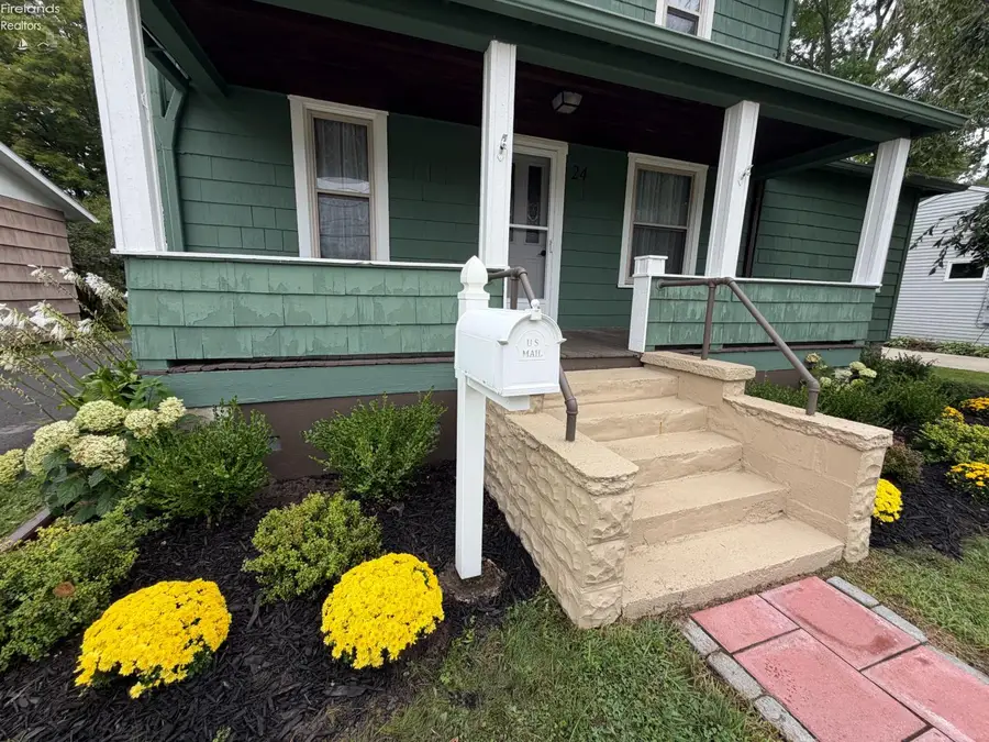 24 N West Street, Norwalk, OH 44857 - #2