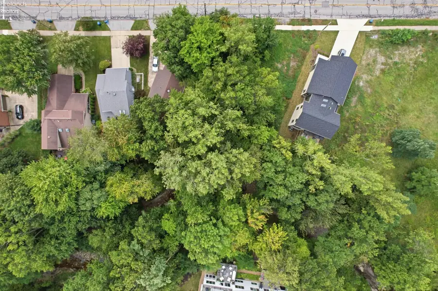 483 Cahoon Road, Bay Village, OH 44140 - #2