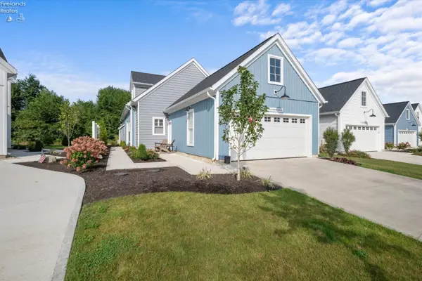 2382 Torino Dr., Port Clinton, OH 43452