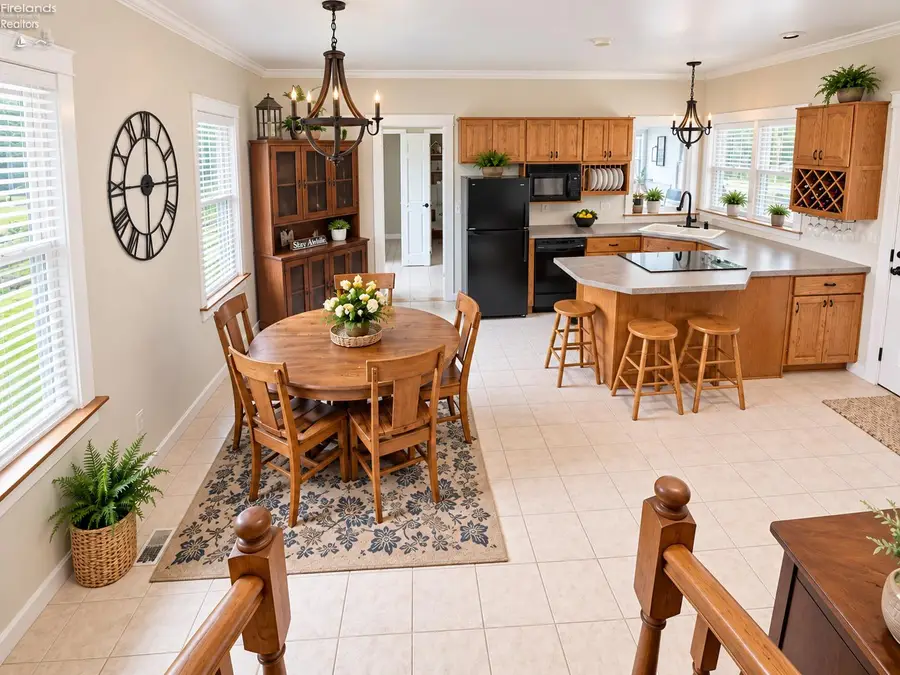 205 Chappell Street, Kelleys Island, OH 43438 - #2