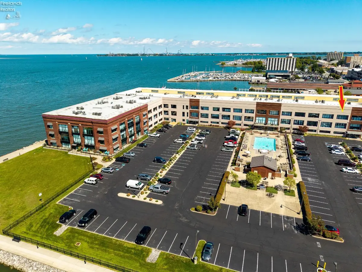401 W Shoreline Drive #314, Sandusky, OH 44870 - #1