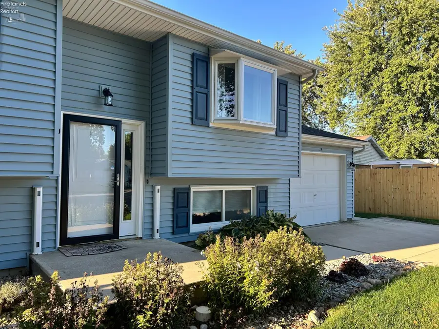 15 Duchess Court, Tiffin, OH 44883 - #3