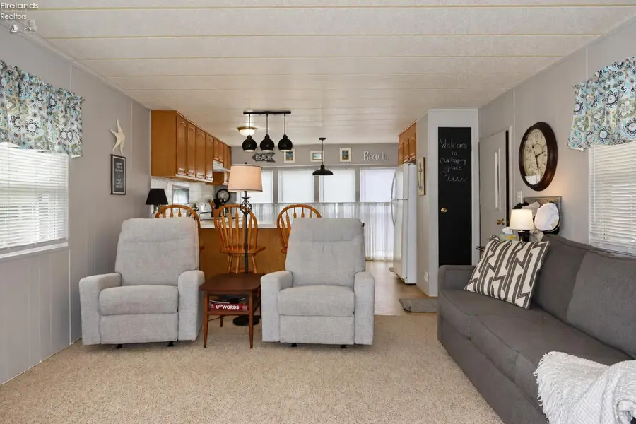 8175 E North Shore Boulevard #8, Marblehead, OH 43440 - #3