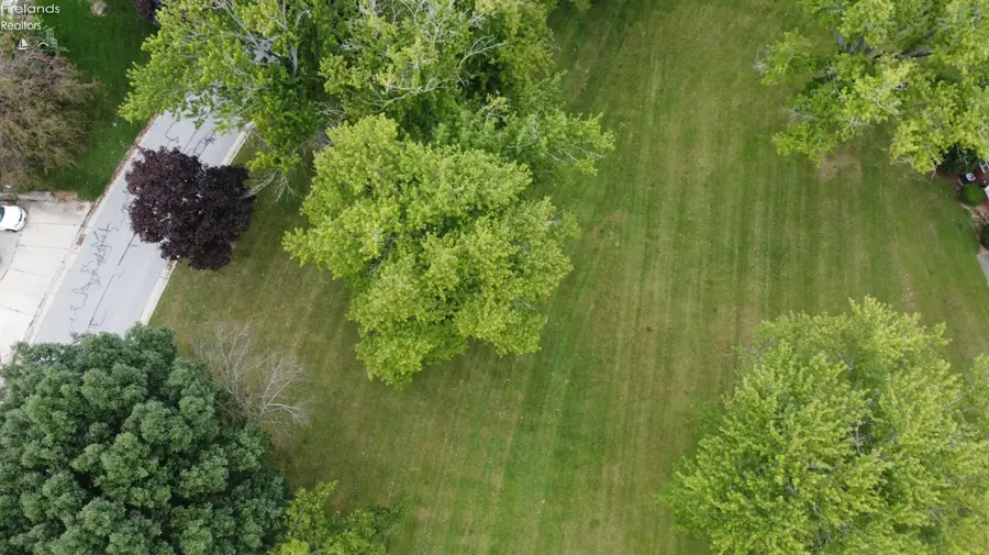 1 Turfside, Huron, OH 44839 - #3