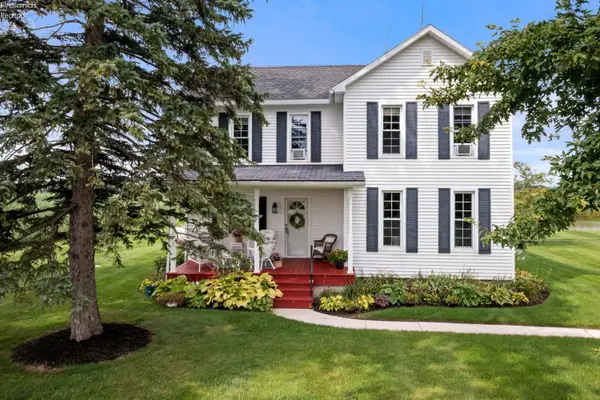 1508 S Ernsthausen Road, Elmore, OH 43416