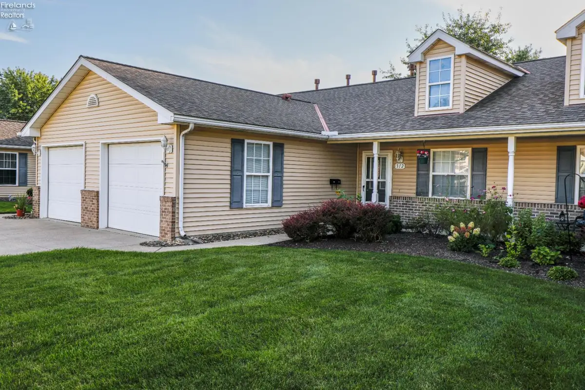 312 W Glen, Elyria, OH 44035 - #1