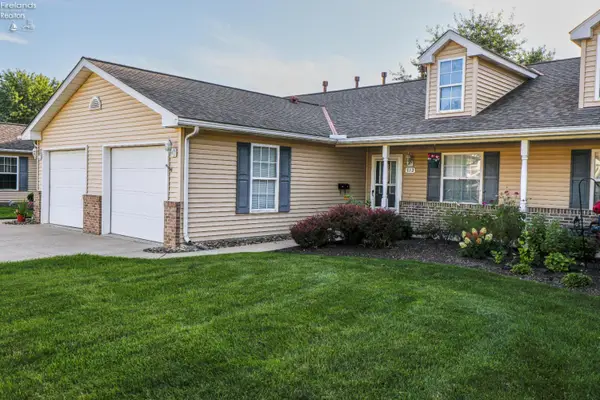 312 W Glen, Elyria, OH 44035