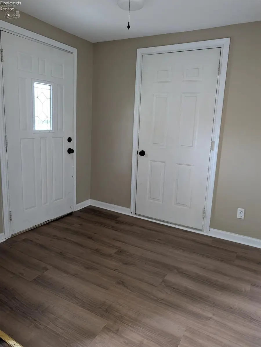 793 Park Avenue, Amherst, OH 44001 - #3