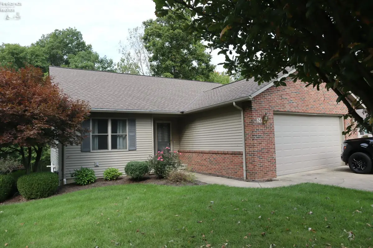 24 Ridgewood Drive, Norwalk, OH 44857 - #1