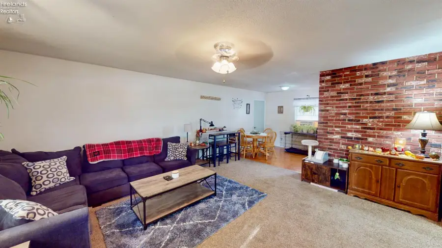 961 Quail Drive, Fremont, OH 43420 - #3