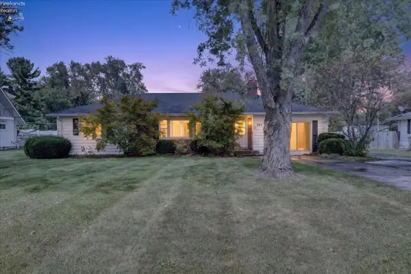 241 Montrose, Wellington, OH 44090