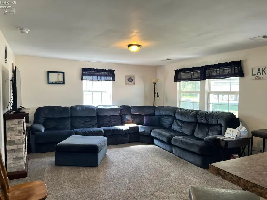 4972 W Fremont Road, Port Clinton, OH 43452 - #3