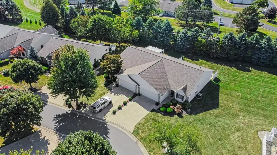 4905 W Waterberry Drive, Huron, OH 44839 - #2