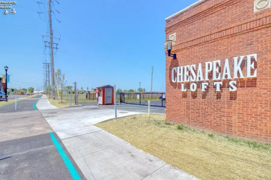 401 Shoreline #304, Sandusky, OH 44870 - #2