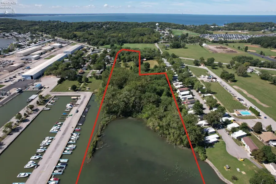 2121 NE Catawba Road, Port Clinton, OH 43452 - #3