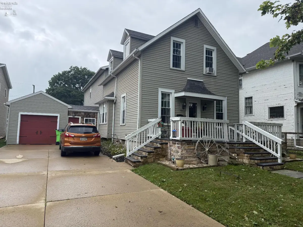 813 N Main Street, Fostoria, OH 44830 - #1