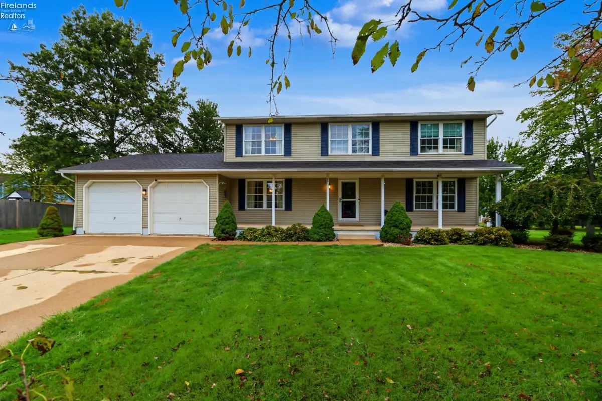 602 Linden Lane, Willard, OH 44890 - #1