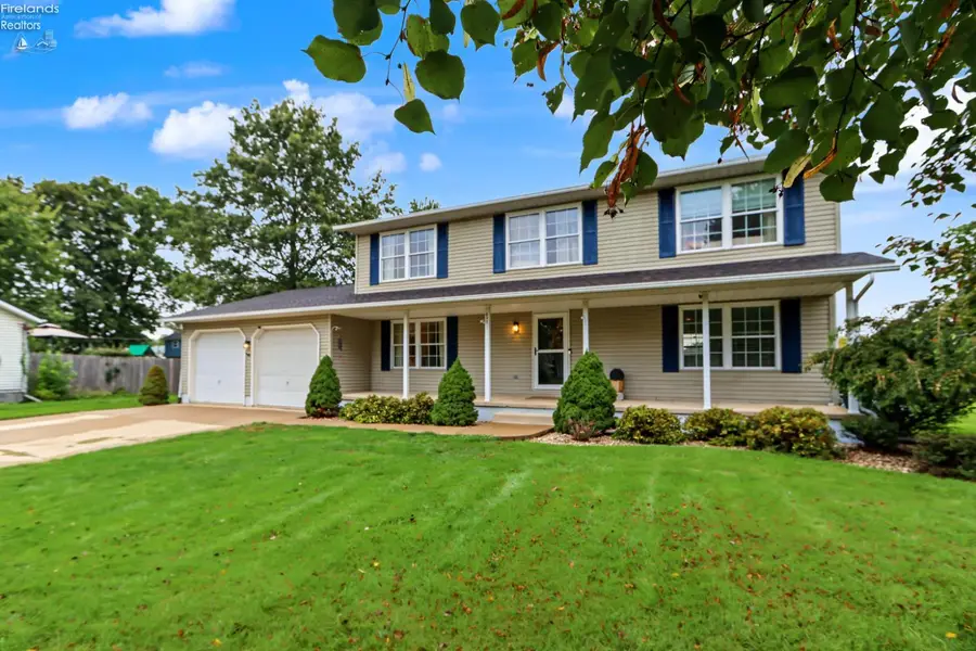 602 Linden Lane, Willard, OH 44890 - #2