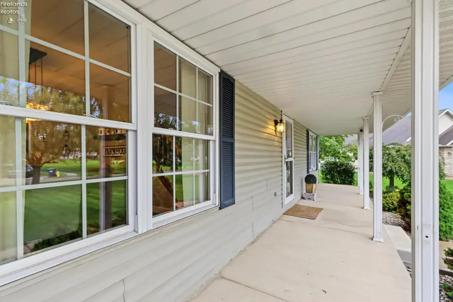 602 Linden Lane, Willard, OH 44890 - #3