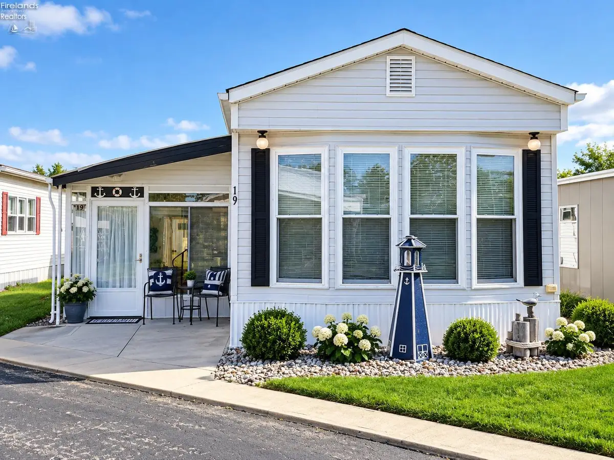 8175 North Shore Boulevard #19, Marblehead, OH 43440 - #1