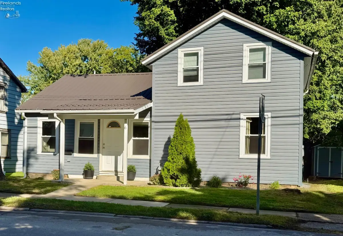 6 W Elm Street, Norwalk, OH 44857 - #1