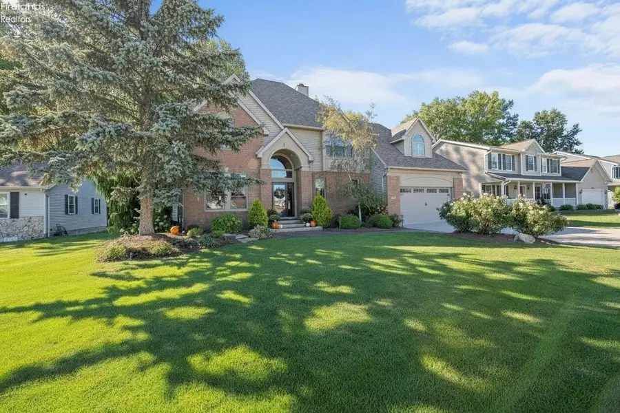 908 Glendale Drive, Port Clinton, OH 43452 - #2