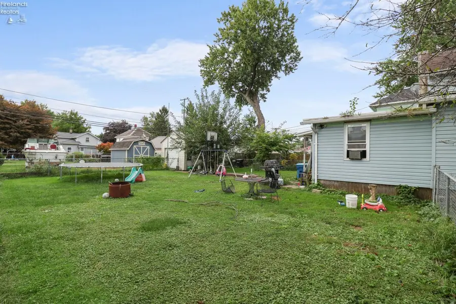 435 4th Street, Fremont, OH 43420 - #3